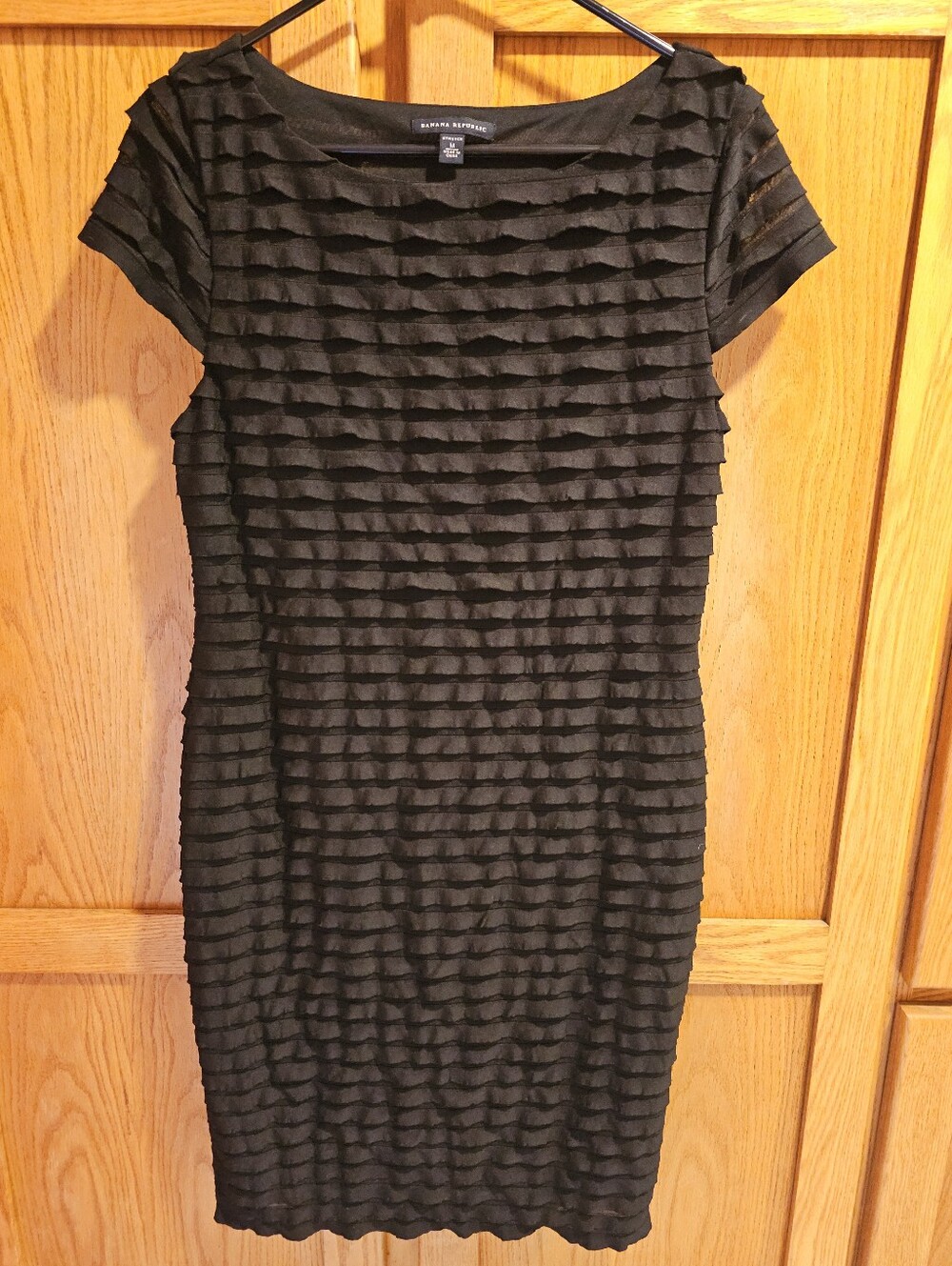 Banana Republic Tiered Little Black Dress Medium Stretch